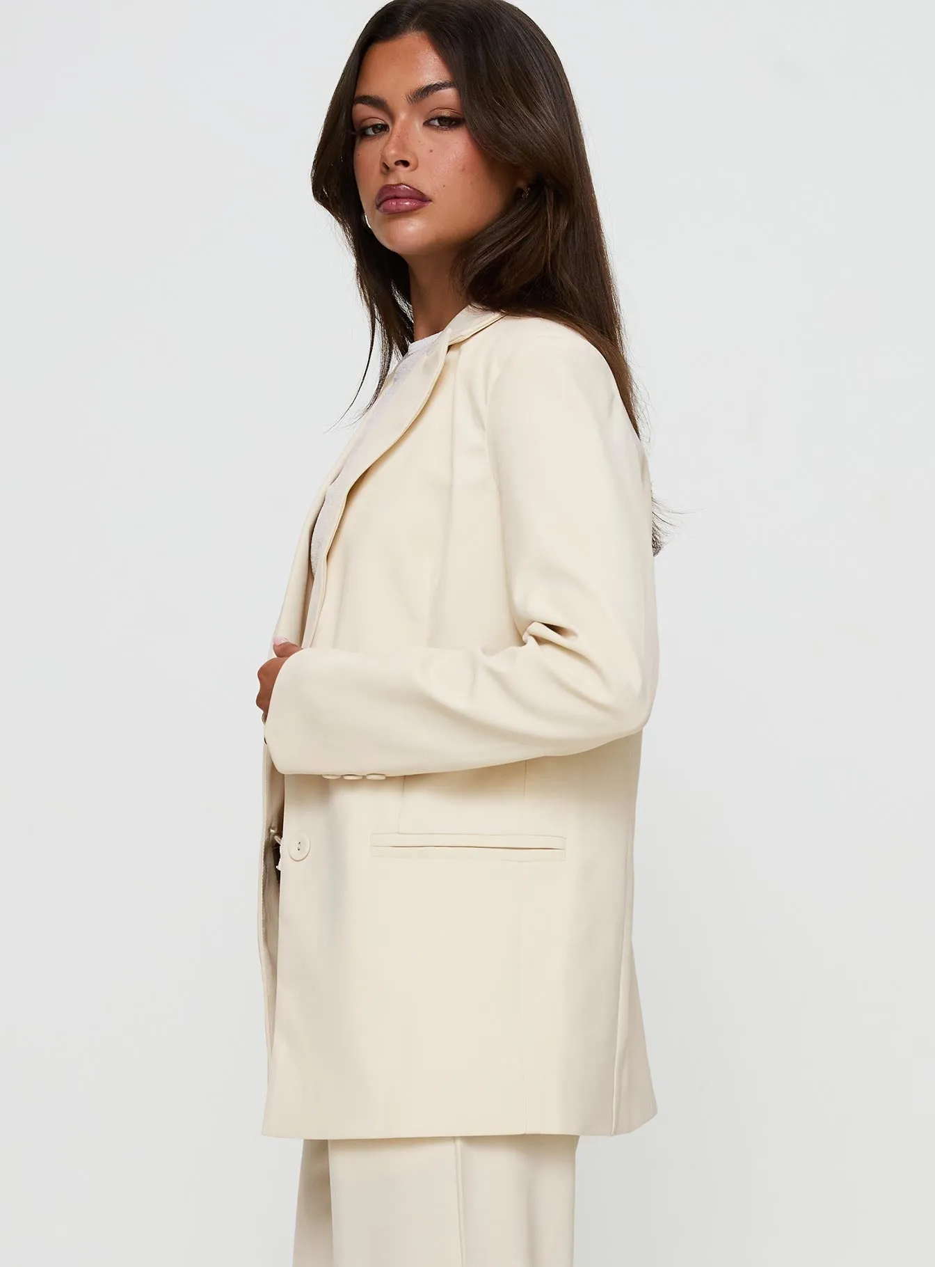 Crowd Pleaser Oversized Blazer Cream