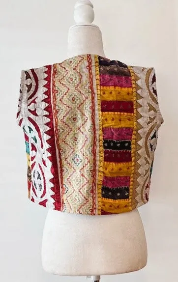 Cutwork Short Kantha Vest (Multicolor)