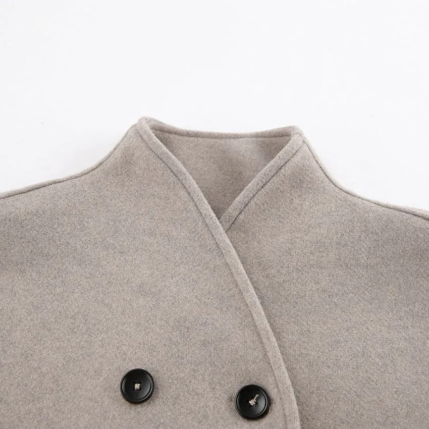 Double-Breasted Wool Coat – Classic and Timeless Outerwear