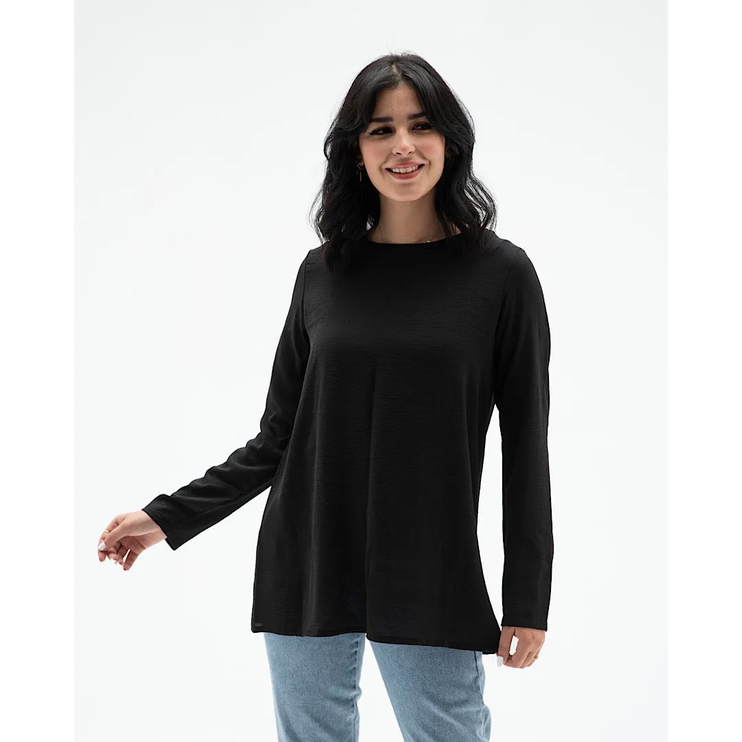 Long sleeved black basic blouse