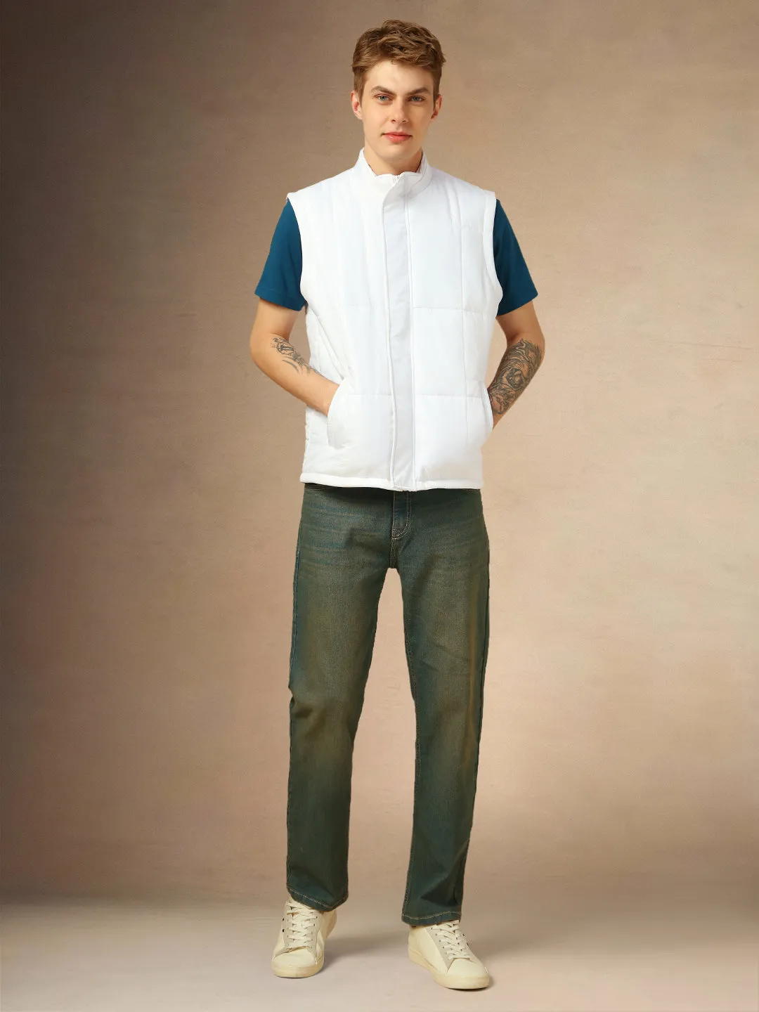 Men's White Solid Mock Collar Sleeveless Jackets